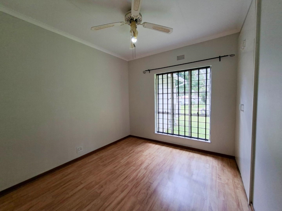 To Let 4 Bedroom Property for Rent in Woodmead Gauteng