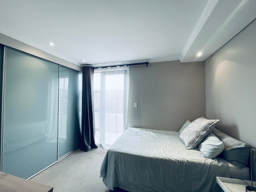 To Let 3 Bedroom Property for Rent in Illovo Gauteng