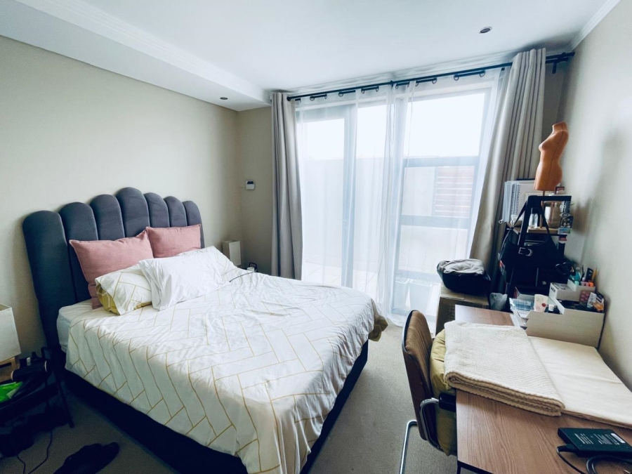 To Let 3 Bedroom Property for Rent in Illovo Gauteng