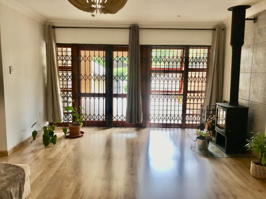 To Let 3 Bedroom Property for Rent in Ferndale Gauteng