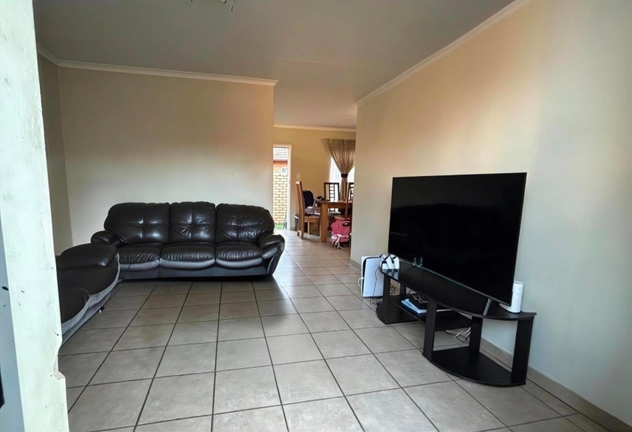 2 Bedroom Property for Sale in Equestria Gauteng