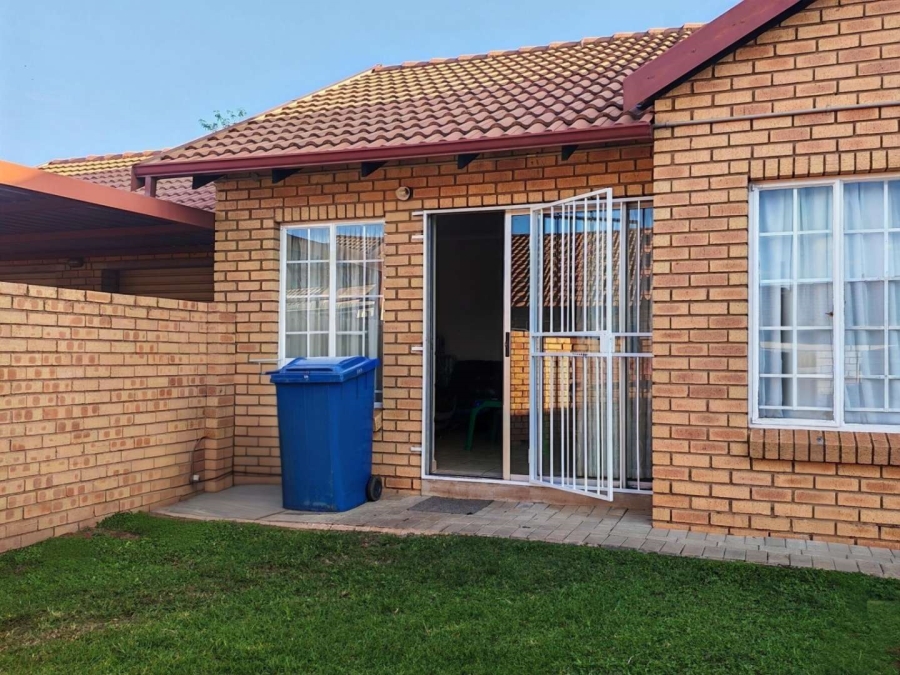 2 Bedroom Property for Sale in Equestria Gauteng