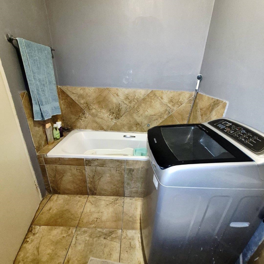 2 Bedroom Property for Sale in Norkem Park Gauteng