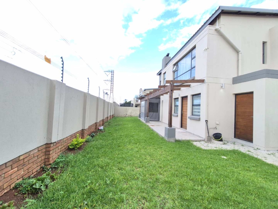 To Let 3 Bedroom Property for Rent in Terenure Gauteng