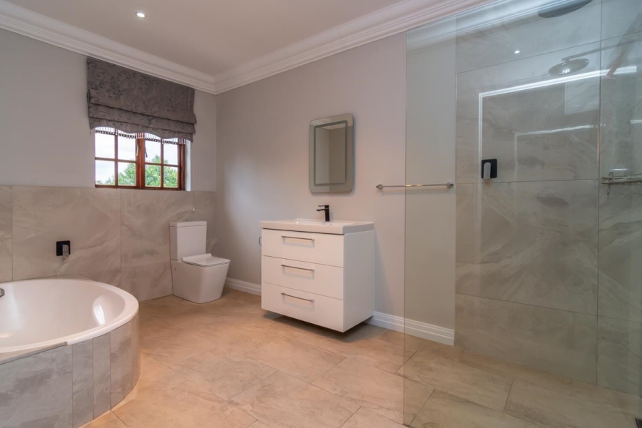 To Let 5 Bedroom Property for Rent in Muldersdrift Gauteng