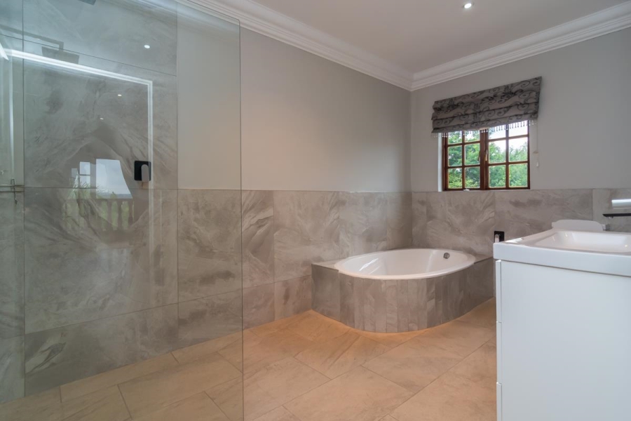 To Let 5 Bedroom Property for Rent in Muldersdrift Gauteng