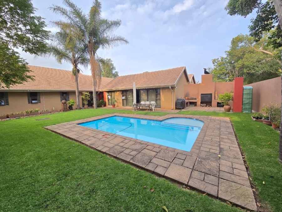4 Bedroom Property for Sale in Alberante Gauteng
