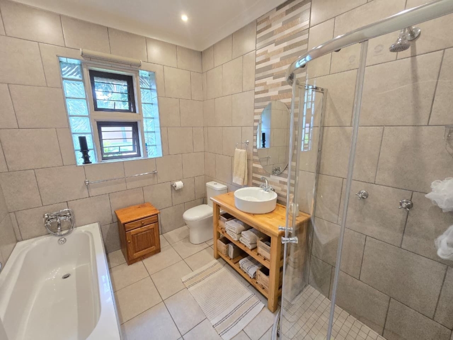 4 Bedroom Property for Sale in Alberante Gauteng