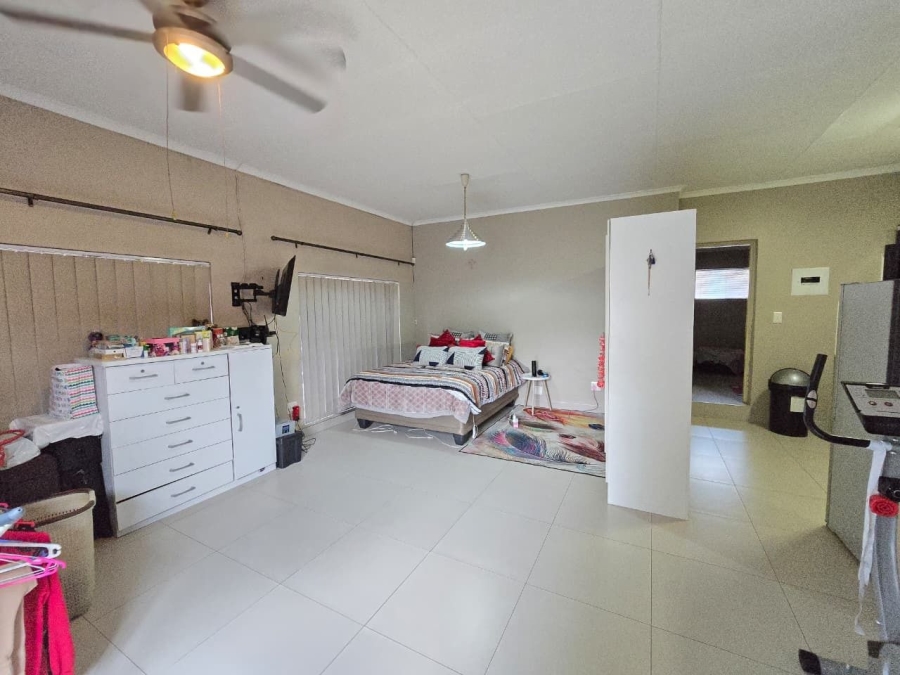 4 Bedroom Property for Sale in Alberante Gauteng