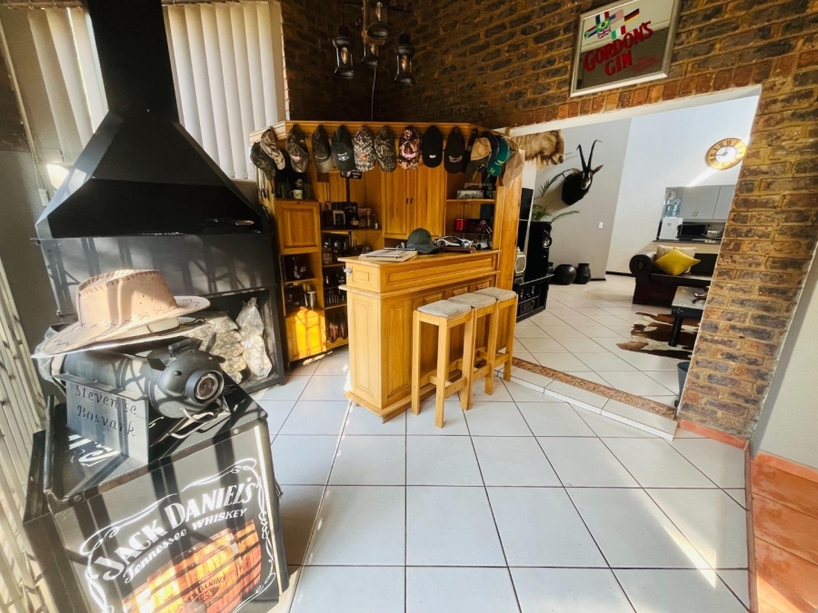 4 Bedroom Property for Sale in Meyersdal Gauteng