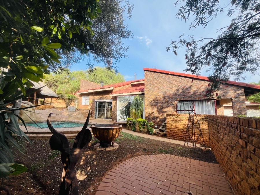 4 Bedroom Property for Sale in Meyersdal Gauteng