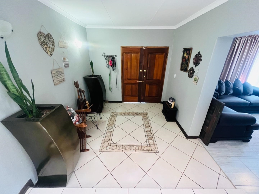 4 Bedroom Property for Sale in Meyersdal Gauteng