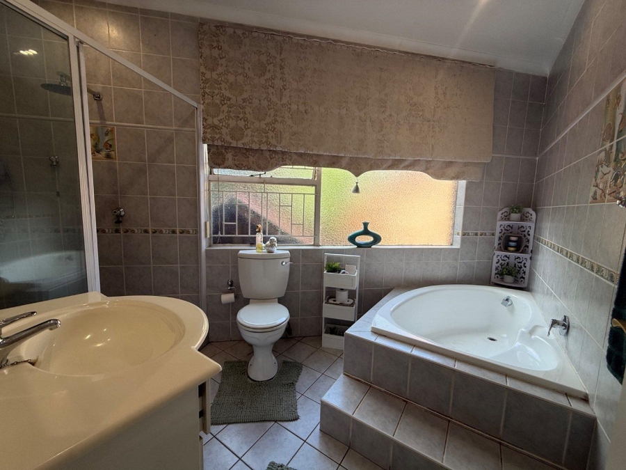 4 Bedroom Property for Sale in Meyersdal Gauteng