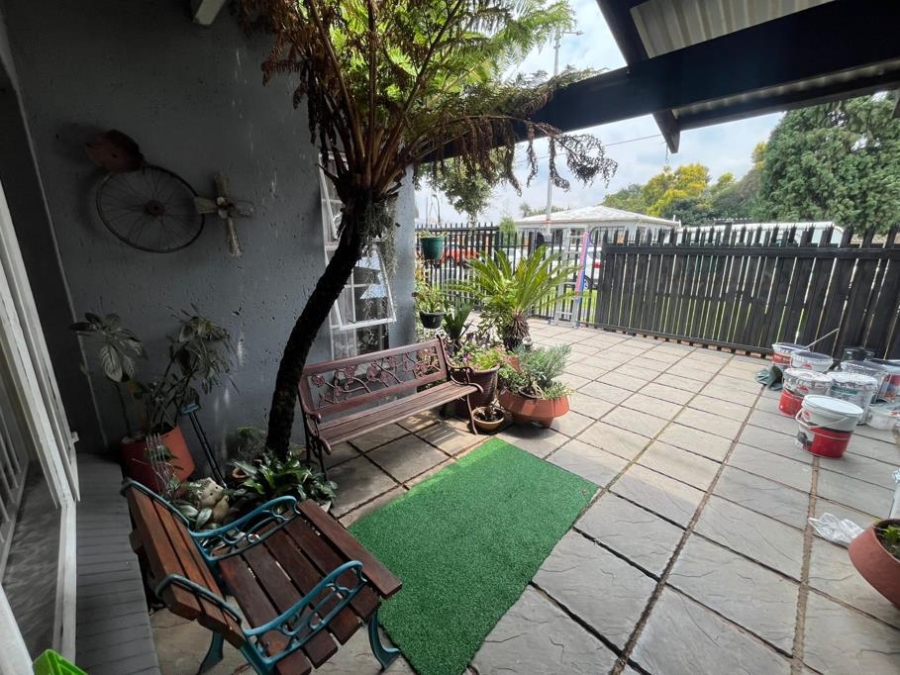 4 Bedroom Property for Sale in Florentia Gauteng