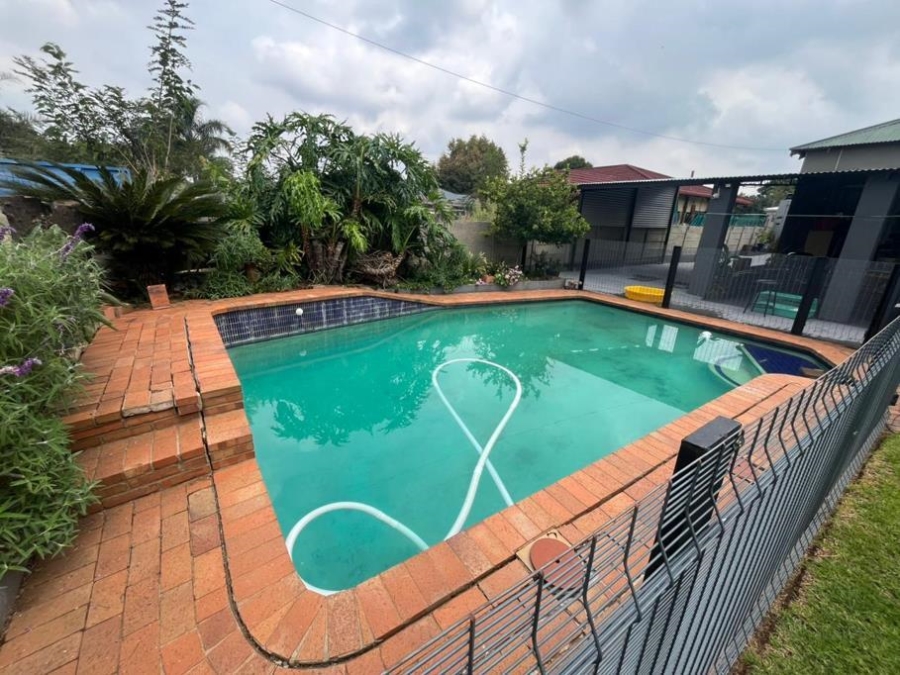 4 Bedroom Property for Sale in Florentia Gauteng