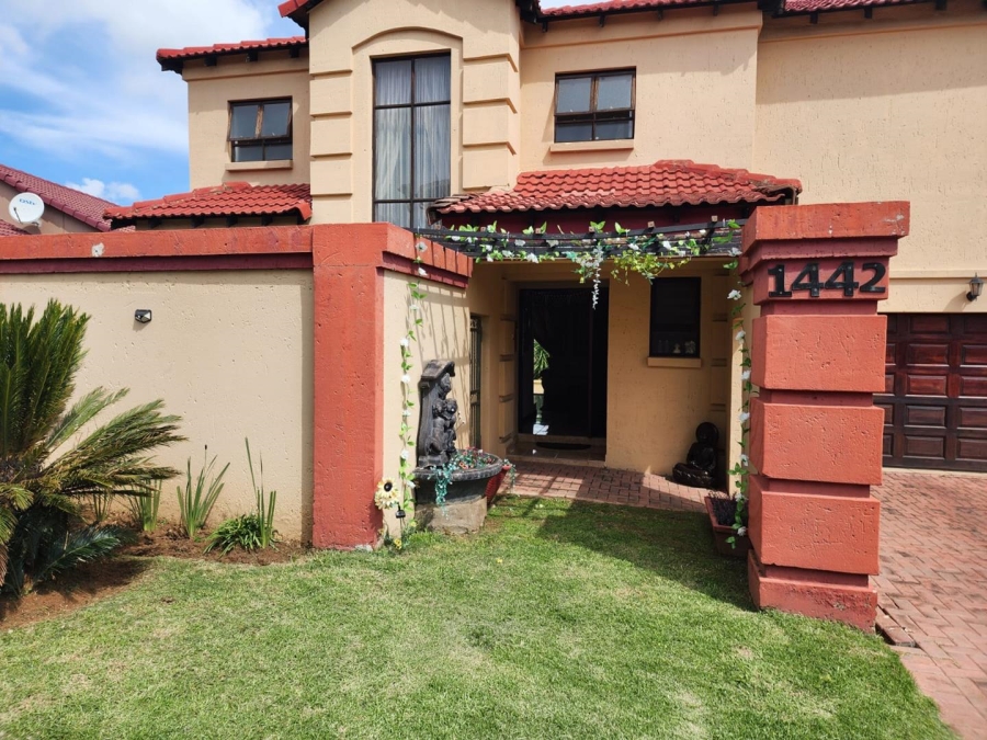 3 Bedroom Property for Sale in Ormonde Gauteng