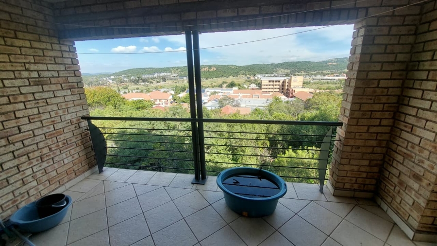 2 Bedroom Property for Sale in Mulbarton Gauteng