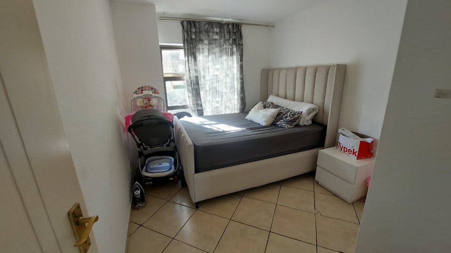 2 Bedroom Property for Sale in Mulbarton Gauteng