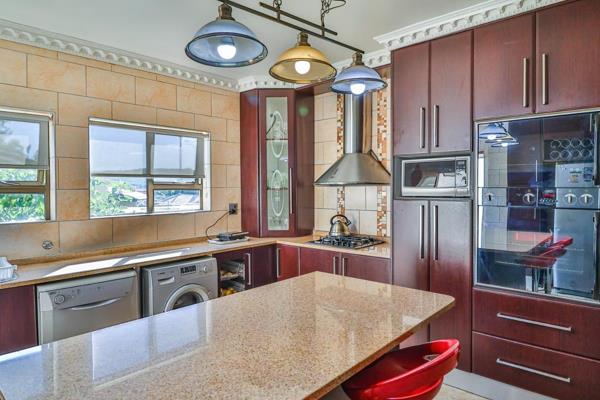 3 Bedroom Property for Sale in Mulbarton Gauteng