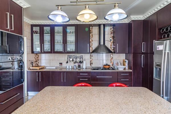 3 Bedroom Property for Sale in Mulbarton Gauteng