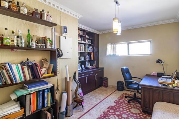 3 Bedroom Property for Sale in Mulbarton Gauteng