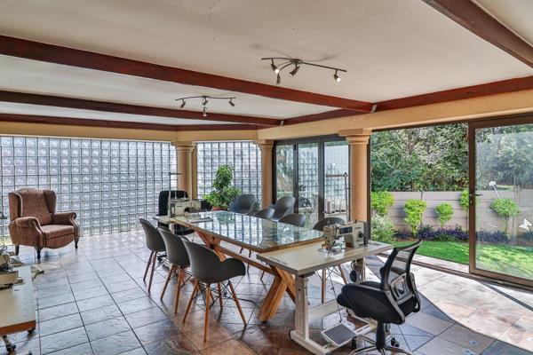 3 Bedroom Property for Sale in Mulbarton Gauteng