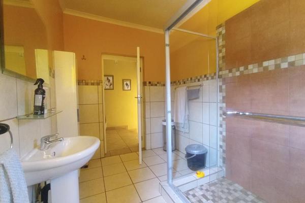 3 Bedroom Property for Sale in Mulbarton Gauteng