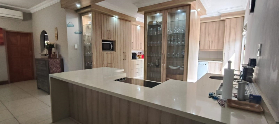 6 Bedroom Property for Sale in Pretoria Gardens Gauteng