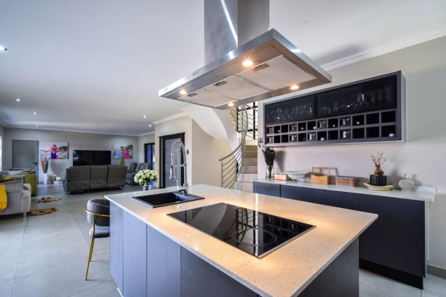 To Let 6 Bedroom Property for Rent in Savannah Country Estate Gauteng