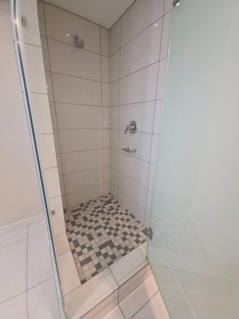 To Let 2 Bedroom Property for Rent in Rosebank Gauteng