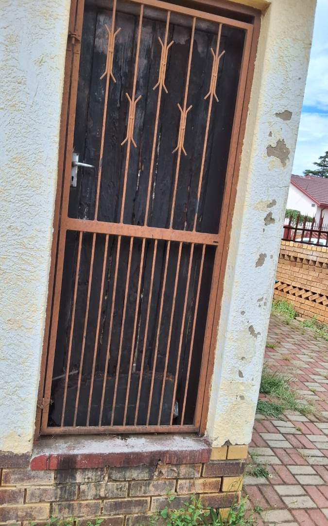 3 Bedroom Property for Sale in Daveyton Gauteng