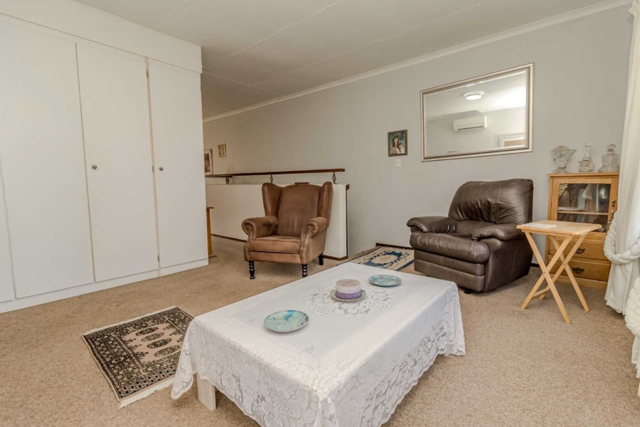 3 Bedroom Property for Sale in Weltevreden Park Gauteng