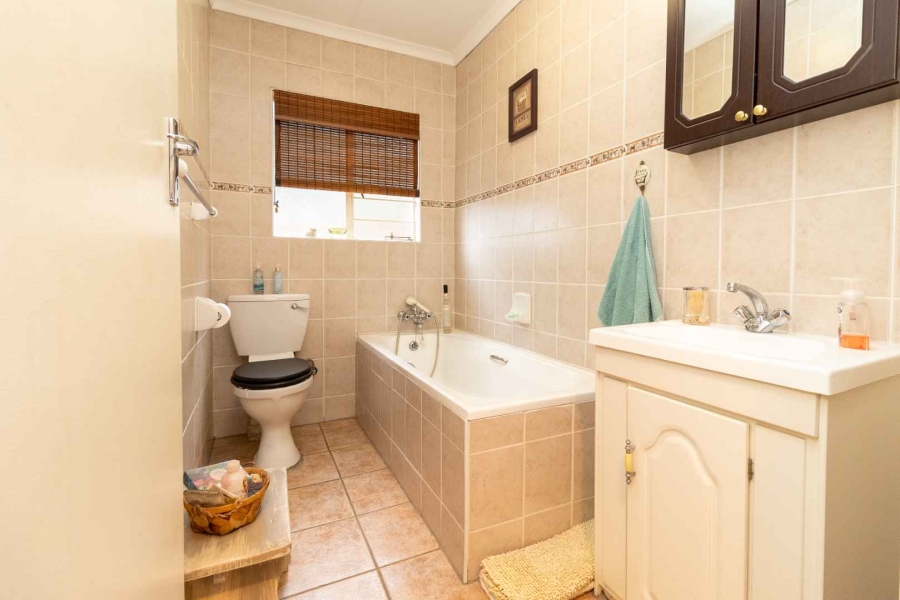 3 Bedroom Property for Sale in Weltevreden Park Gauteng