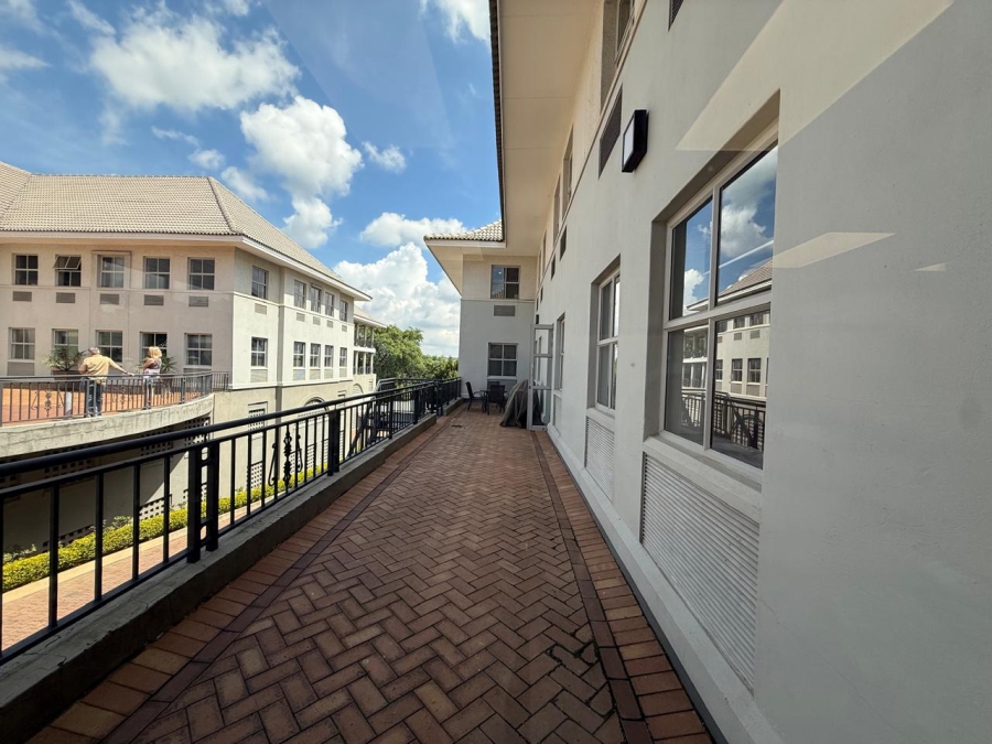 To Let commercial Property for Rent in Hyde Park Gauteng