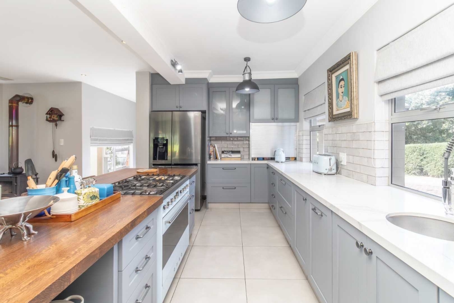 4 Bedroom Property for Sale in Carlswald Gauteng