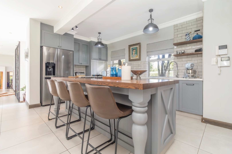 4 Bedroom Property for Sale in Carlswald Gauteng