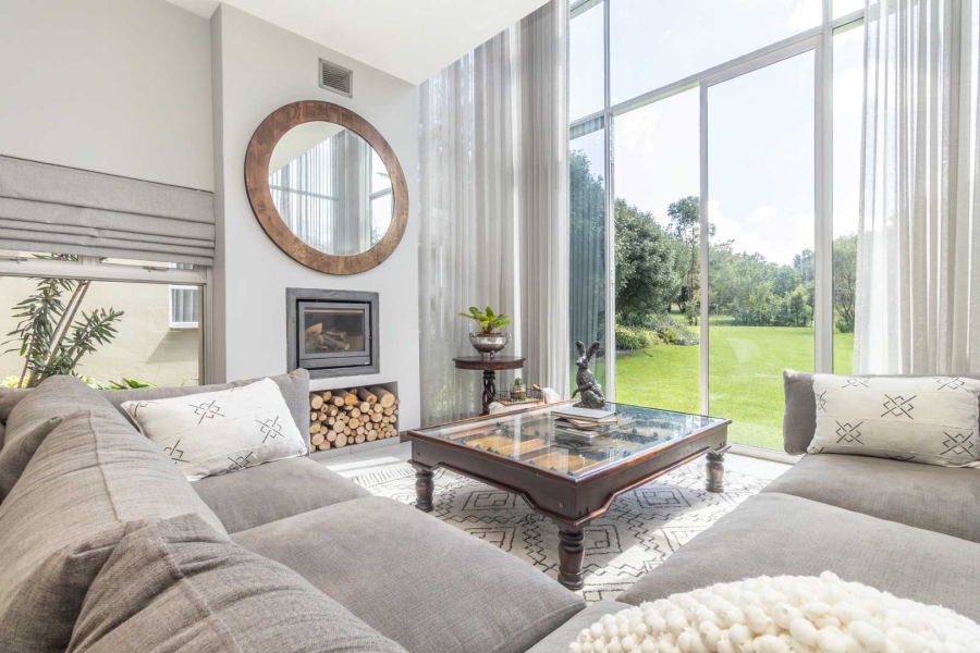 4 Bedroom Property for Sale in Carlswald Gauteng