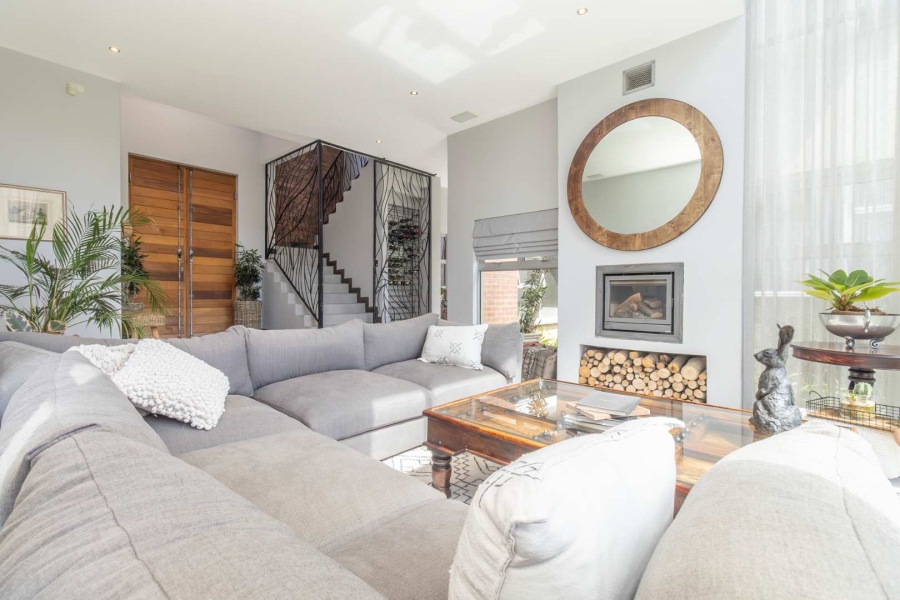 4 Bedroom Property for Sale in Carlswald Gauteng