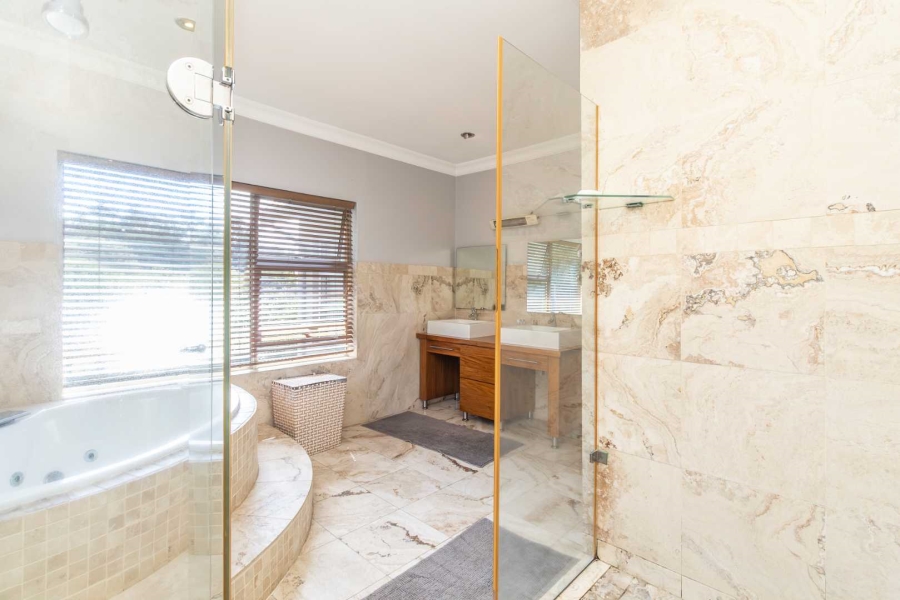 4 Bedroom Property for Sale in Carlswald Gauteng