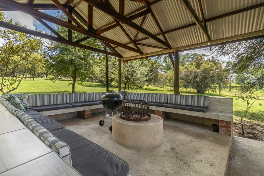 4 Bedroom Property for Sale in Carlswald Gauteng