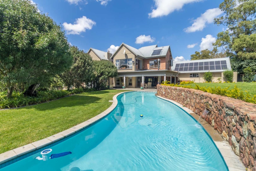 4 Bedroom Property for Sale in Carlswald Gauteng