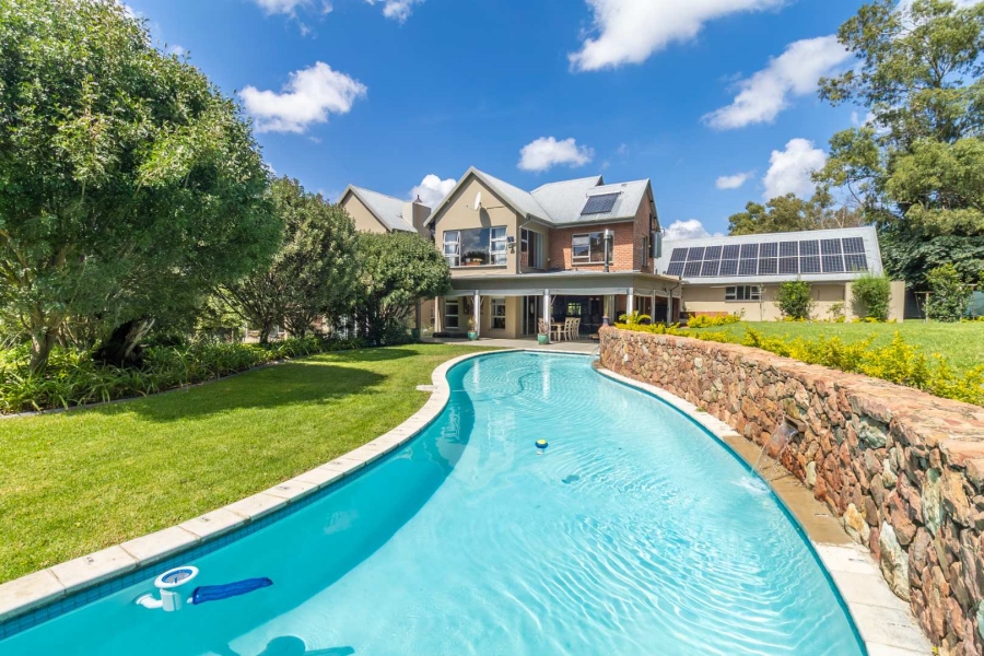 4 Bedroom Property for Sale in Carlswald Gauteng