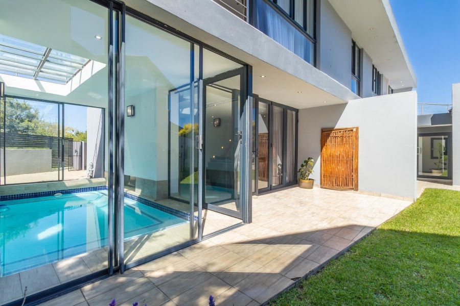 4 Bedroom Property for Sale in Waterfall Country Village Gauteng