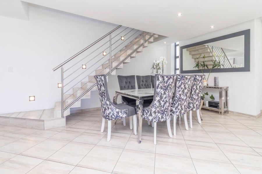 4 Bedroom Property for Sale in Waterfall Country Village Gauteng