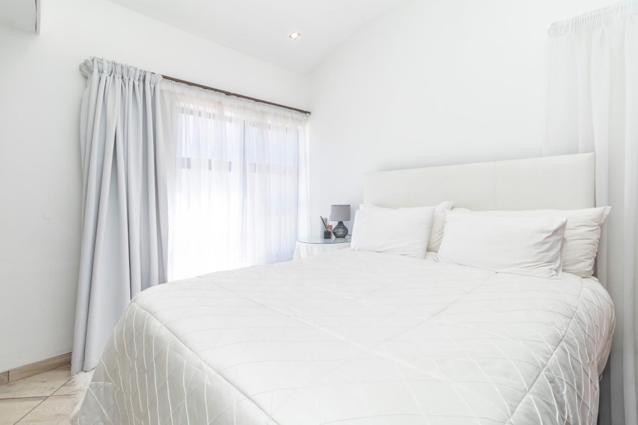 4 Bedroom Property for Sale in Waterfall Country Village Gauteng