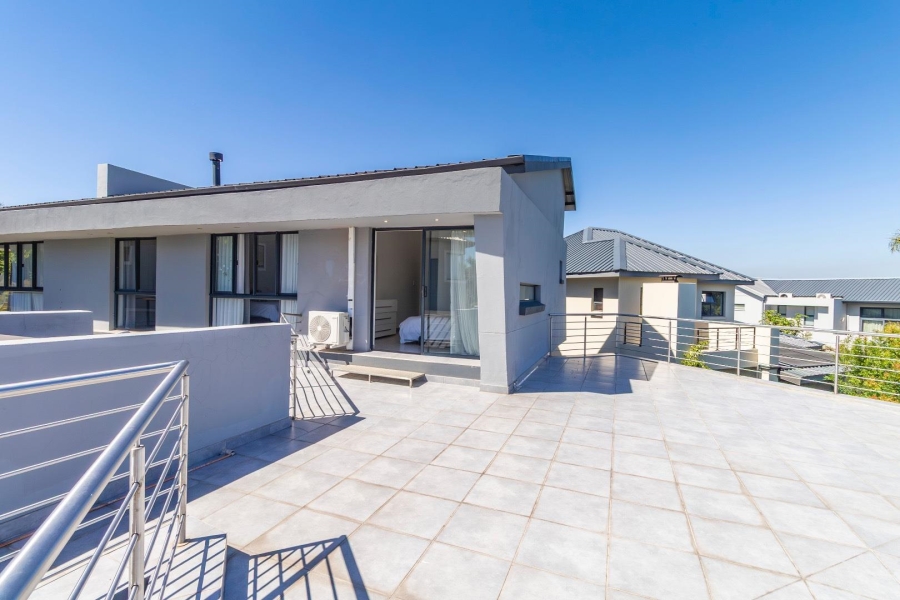 4 Bedroom Property for Sale in Waterfall Country Village Gauteng