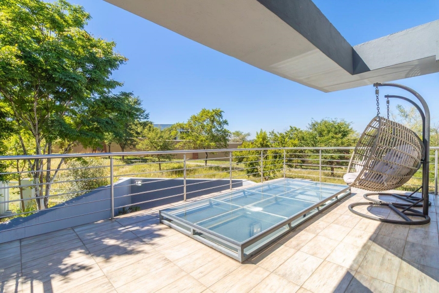 4 Bedroom Property for Sale in Waterfall Country Village Gauteng