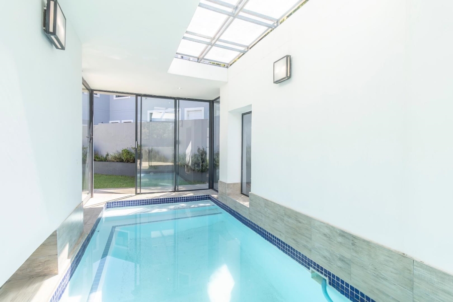 4 Bedroom Property for Sale in Waterfall Country Village Gauteng