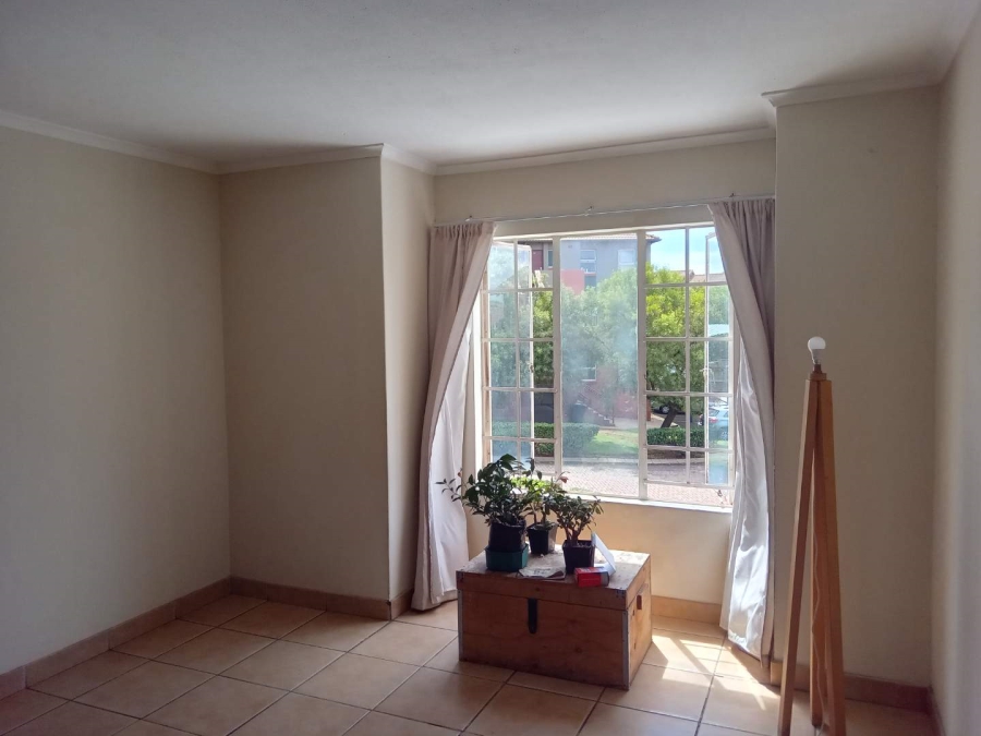 To Let 2 Bedroom Property for Rent in Castleview Gauteng