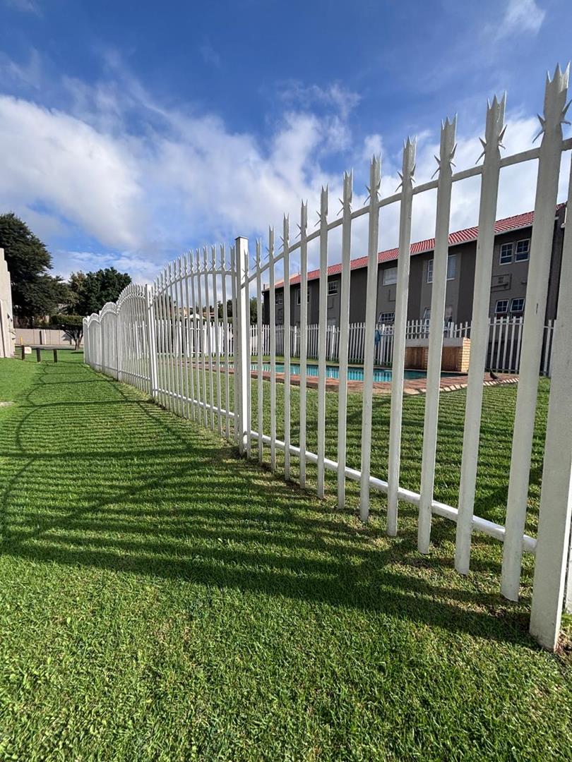 2 Bedroom Property for Sale in Meyersdal Gauteng